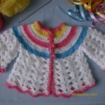 Açıklamalı Tığ İşi Bebek Hırkası