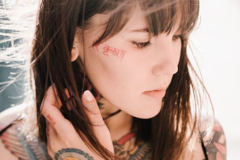 Saç Neden Elektriklenir?