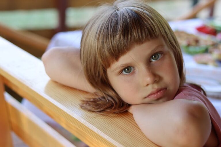 Çocuklarda Geç Konuşma Nedenleri