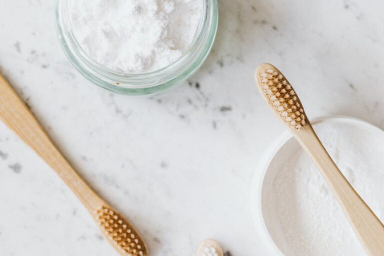 Evde Doğal Diş Macunu Yapımı