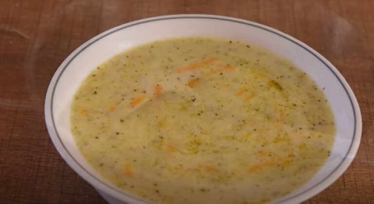 Bebekler İçin Terbiyeli Tel Şehriye Çorbası