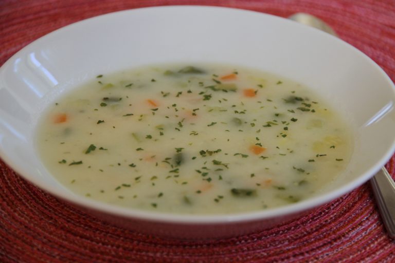 Terbiyeli Sebze Çorbası