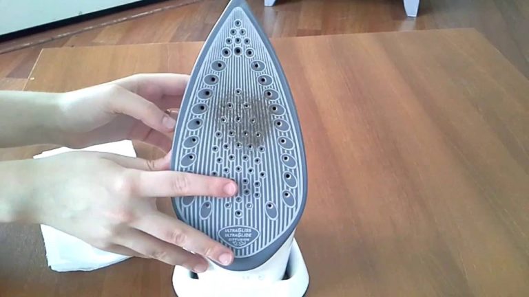 Ütüdeki Kireç Nasıl Temizlenir