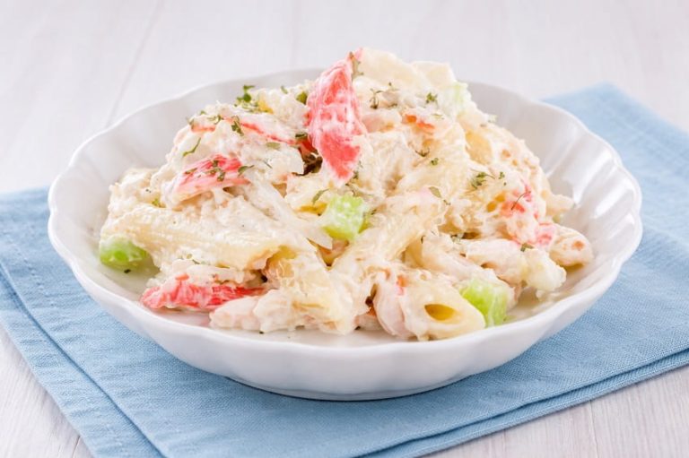 Ananaslı Yengeç Salatası Tarifi