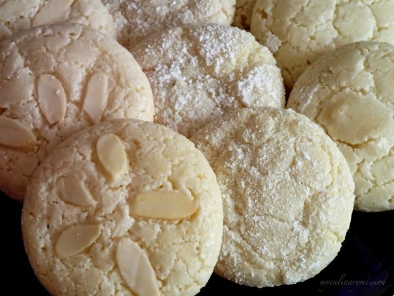 Bademli Bisküvi-Amaretti