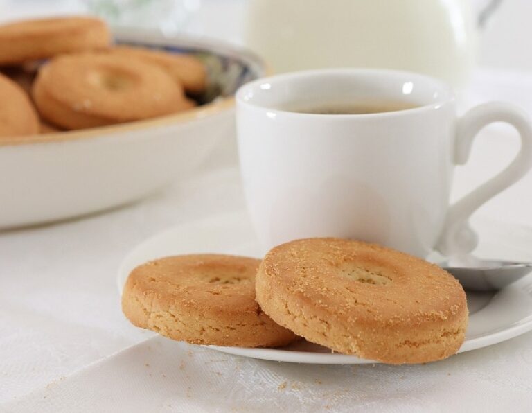 Bademli Tereyağlı Kukiler