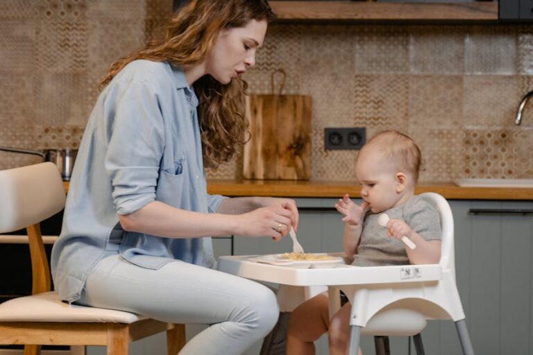 Bebeklerde Probiyotik Kullanımı: Faydalı mı, Riskli mi?