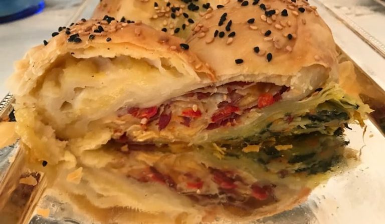 Pastırmalı Börek Tarifi