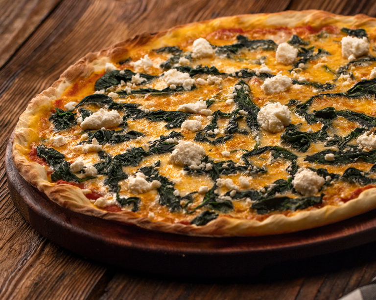 Ispanaklı Lor Peynirli Pizza