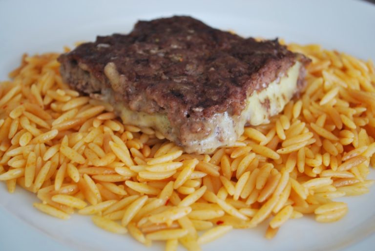 Taze Kaşarlı Köfte