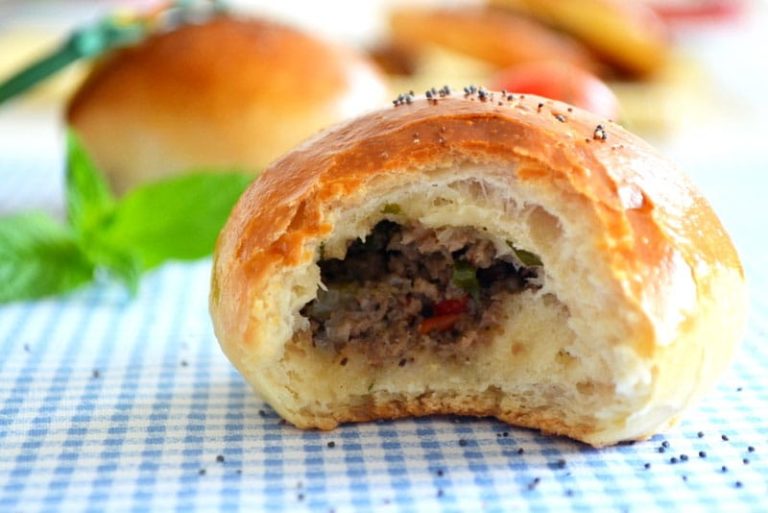 Kıymalı Poğaça Tarifi