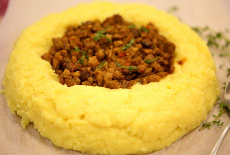 Etli Polenta Tarifi