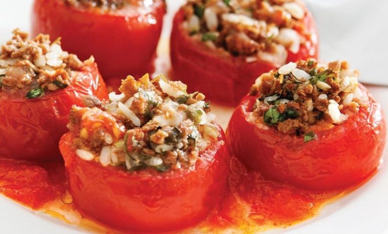 Kıymalı Domates Dolması Tarifi