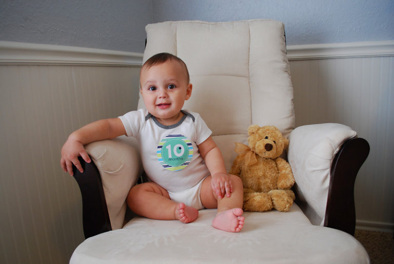 10 Aylık Bebek Gelişimi