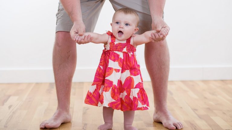 12 Aylık Bebek Gelişimi