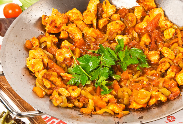 Tavuklu Saç Kavurma Tarifi