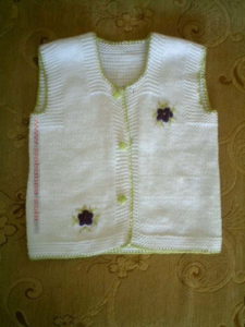 Kız ve Erkek Bebeklere Yelekler 11 Kız ve Erkek Bebeklere Yelekler