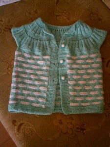 Kız ve Erkek Bebeklere Yelekler 3 Kız ve Erkek Bebeklere Yelekler