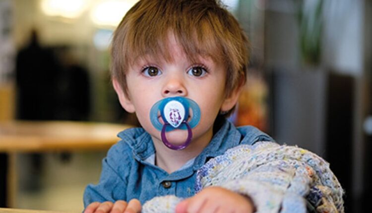 Biberon ve emzik kullanımı damak yapısını bozuyor