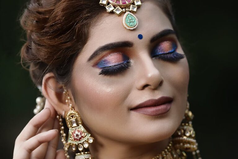 Hint Makyajı Nasıl Yapılır?