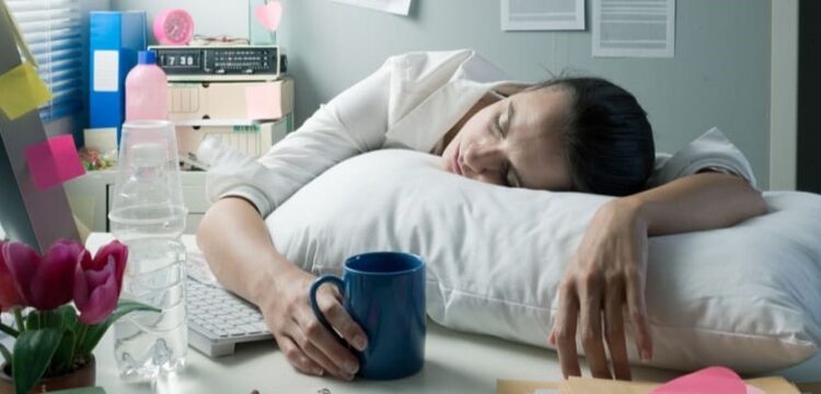 Gün İçinde Şekerleme Yapmanın Faydaları