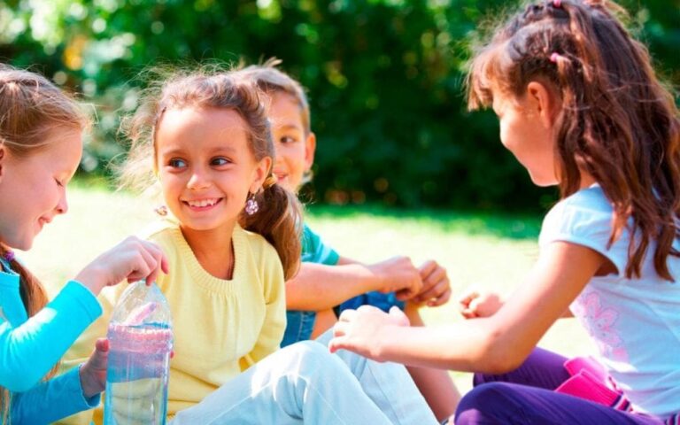 Çocuğun sosyal gelişimi için neler yapılmalı?