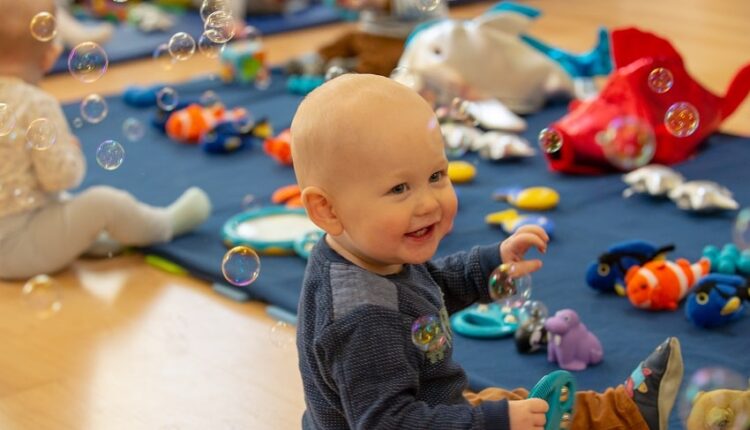 Bebeğin doğumdan sonraki ilk duygusal tepkisi nedir? 