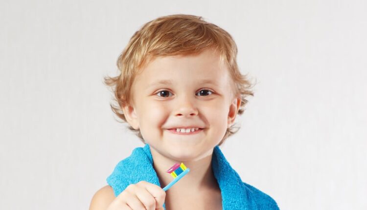 Çocuklarda diş kanal tedavisi nasıl yapılır?