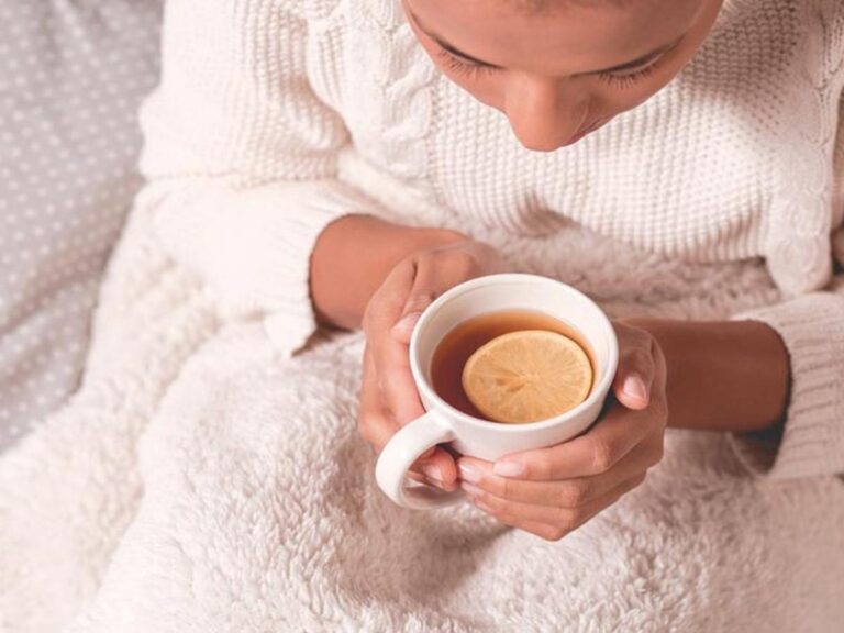 Adet Sancılarına İyi Gelen Doğal Bitki Çayları