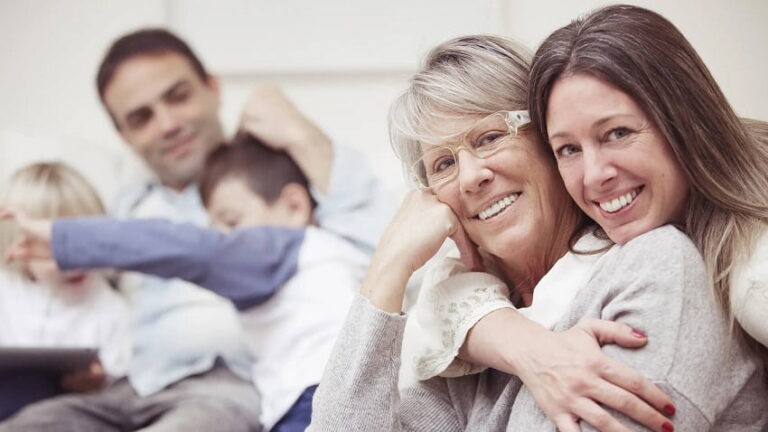 Ebeveynlerinizle Yaşamanın 4 Kuralı