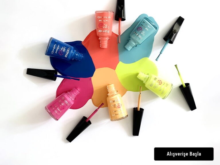 Takma Tırnak ve Asetonla Yaratıcı Dokunuşlar