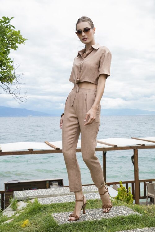 İlkbaharın Sıcak Tonlarıyla 2024 Yaz Kadın Giyim Trendleri