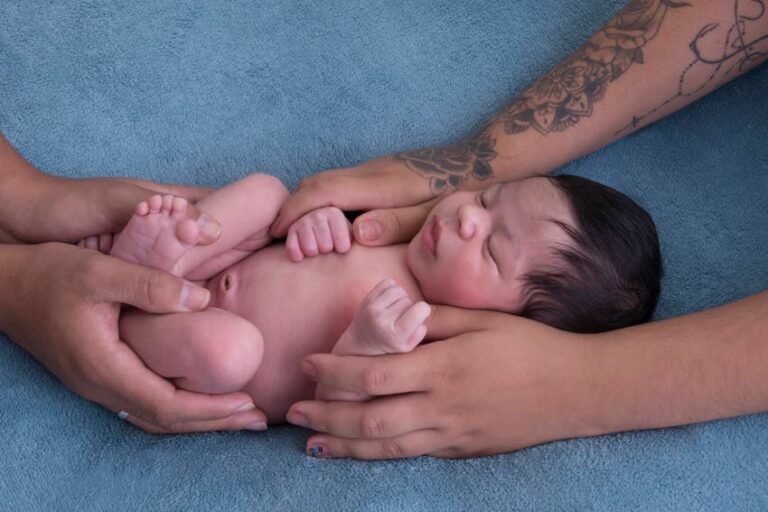 Bebeklerin Göbek Deliklerinin Şekli Neden Farklı Olur?